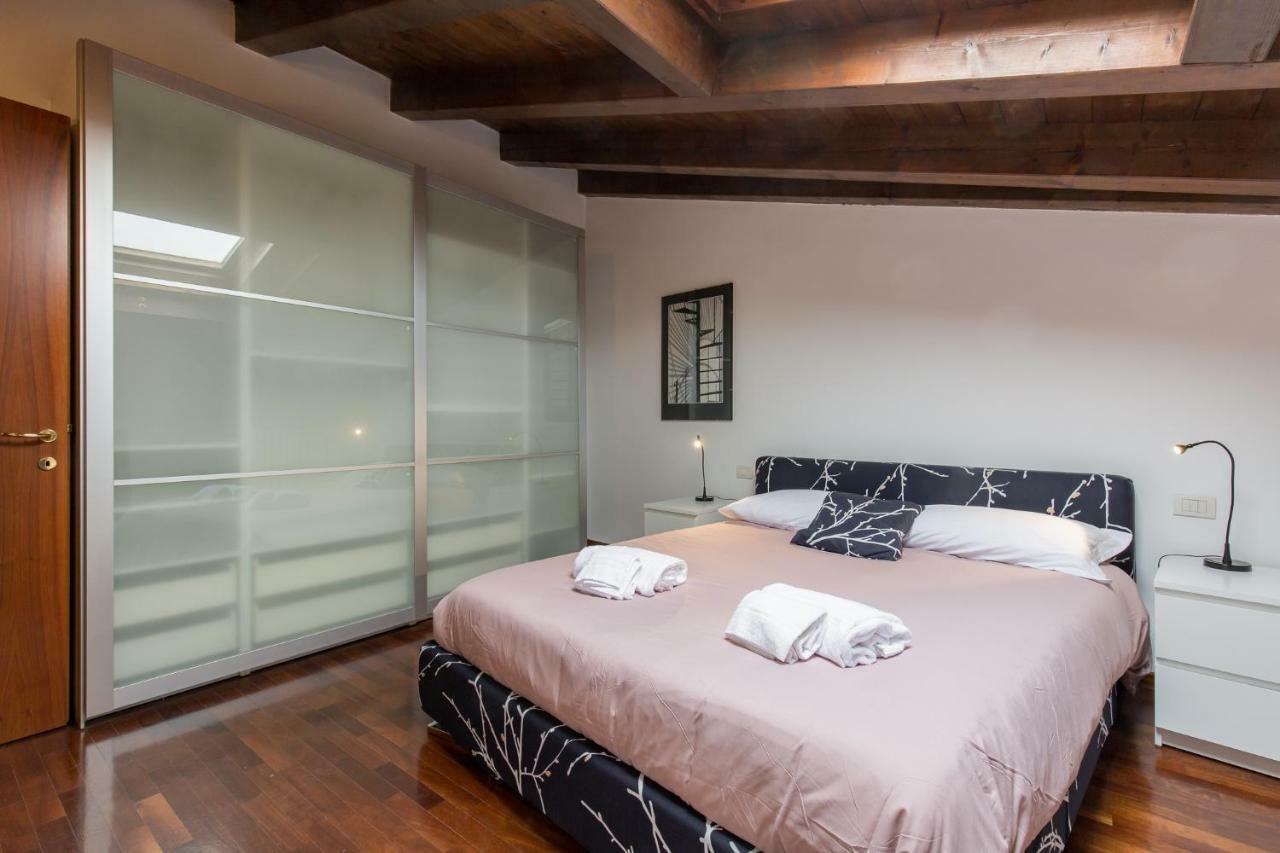 Appartement La Mansarda Di Giulietta à Vérone Extérieur photo